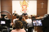Bispo suspende Missas públicas e atividades pastorais por 15 dias