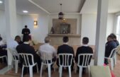 Padres com até cinco anos de ordenação se reúnem com o Bispo