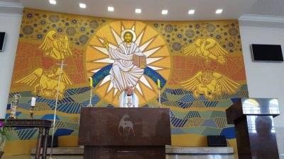 Hoje é dia de missa!