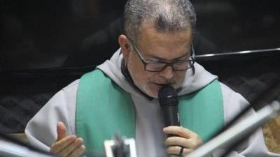 Primeira missa é celebrada na nova sede da Rádio Inconfidência
