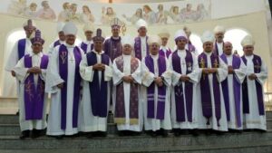 Bispos do Regional Sul 2 se reúne em Paranavaí