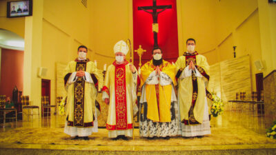 Três jovens foram Ordenados Padres no sábado