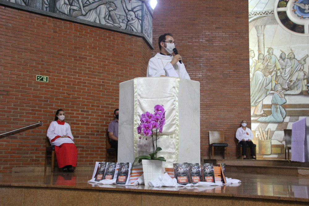 Lideranças recebem a Encíclica Fratelli Tutti