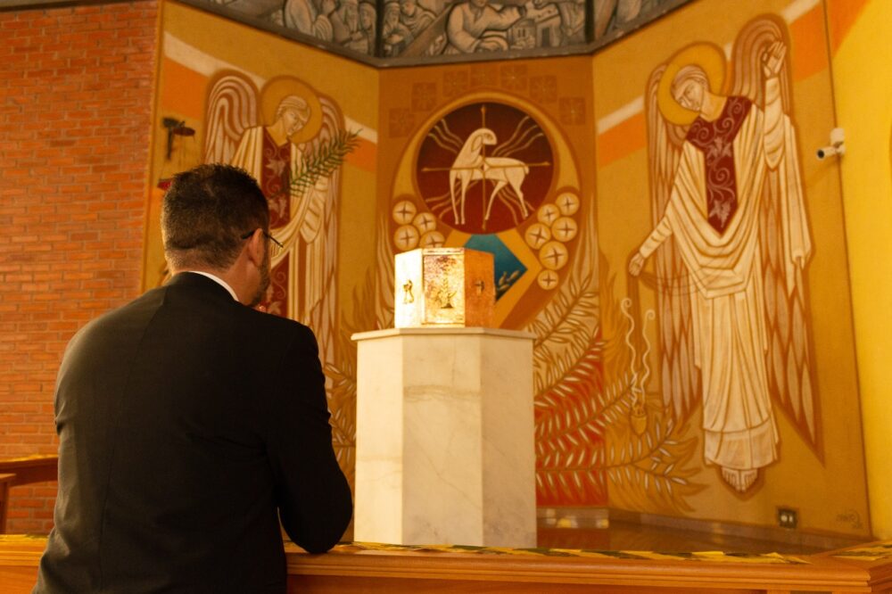 Diocese realiza 25 horas de oração