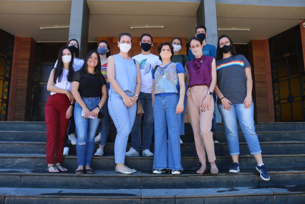 Alunos de arquitetura visitaram a Catedral de Umuarama
