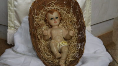 “O Menino nasceu, um Filho nos foi dado”  (Is 9,6)