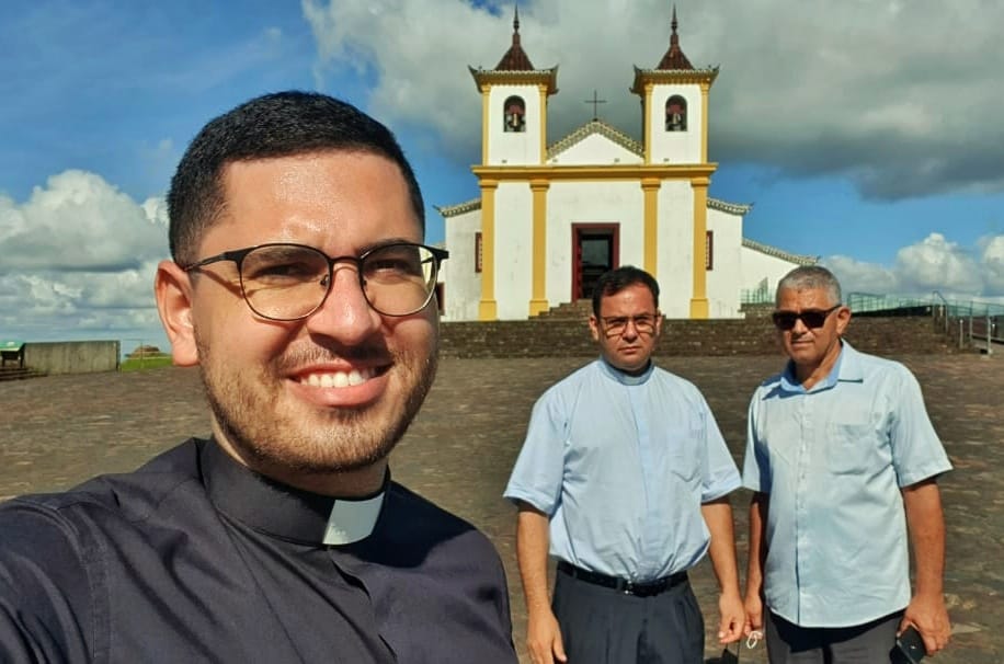 Autores da Causa da Diocese de Umuarama participam de encontro sobre as causas dos Santos do Brasil