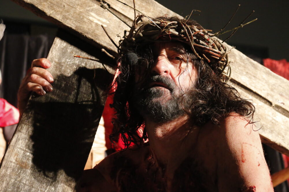 Encenação da Paixão de Cristo pelas Paróquias da Diocese