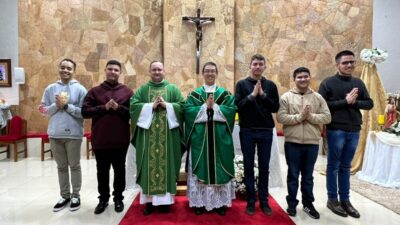 Paróquia de Icaraíma recebe visita de seminaristas do Propedêutico