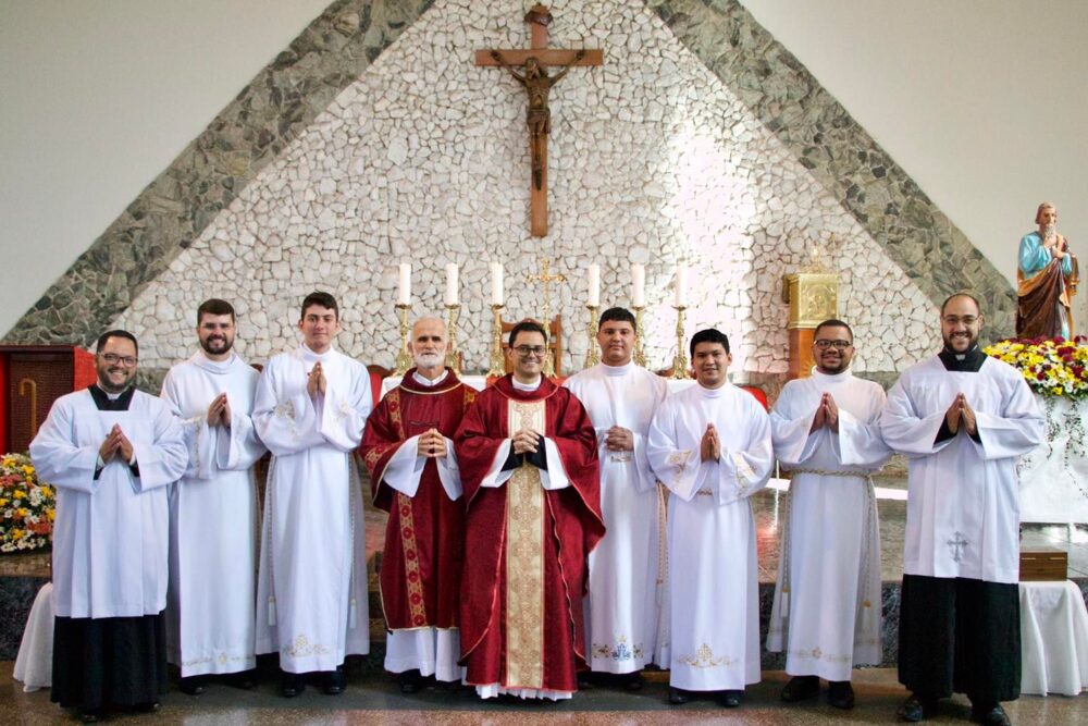 Seminaristas participam de missão na Diocese