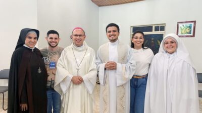 Membros do Setor da Juventude estiveram em encontro estadual