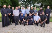 Padres com até cinco anos de sacerdócio se encontram com o Bispo Diocesano