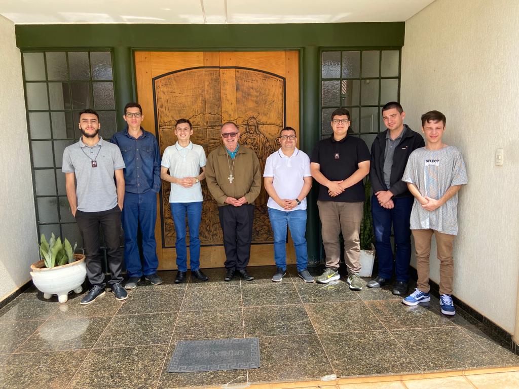 Jovens vocacionados participam de estágio no Seminário Bom Pastor