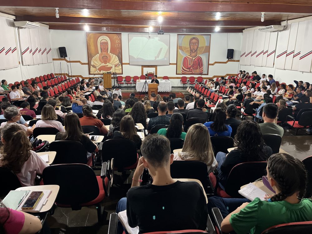 O Coroinha e a 3ª Edição do Missal Romano