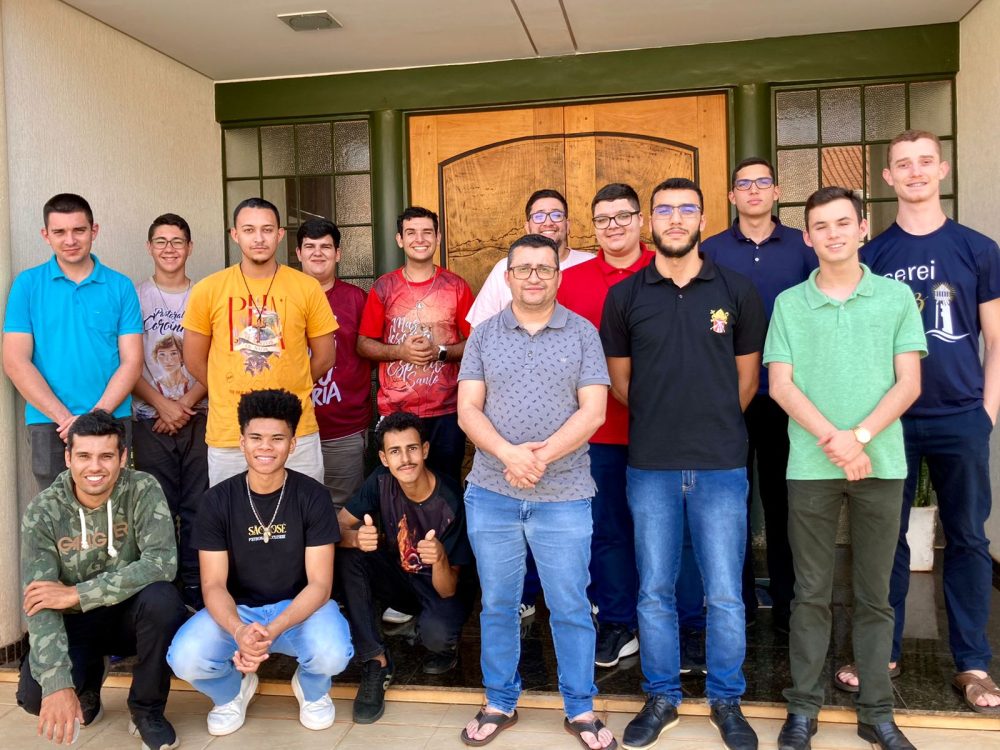 Encontro Vocacional: um chamado de Deus na vida dos Jovens