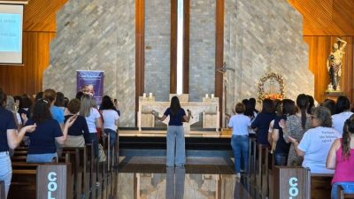 1º Encontro Diocesano do movimento “Mães que oram pelos filhos”