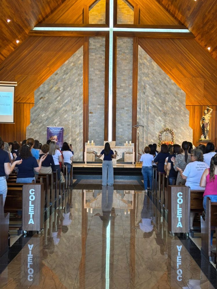 1º Encontro Diocesano do movimento “Mães que oram pelos filhos”