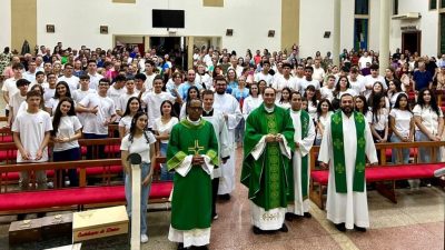 Paróquia da Diocese de Umuarama recebe visita de animação missionária