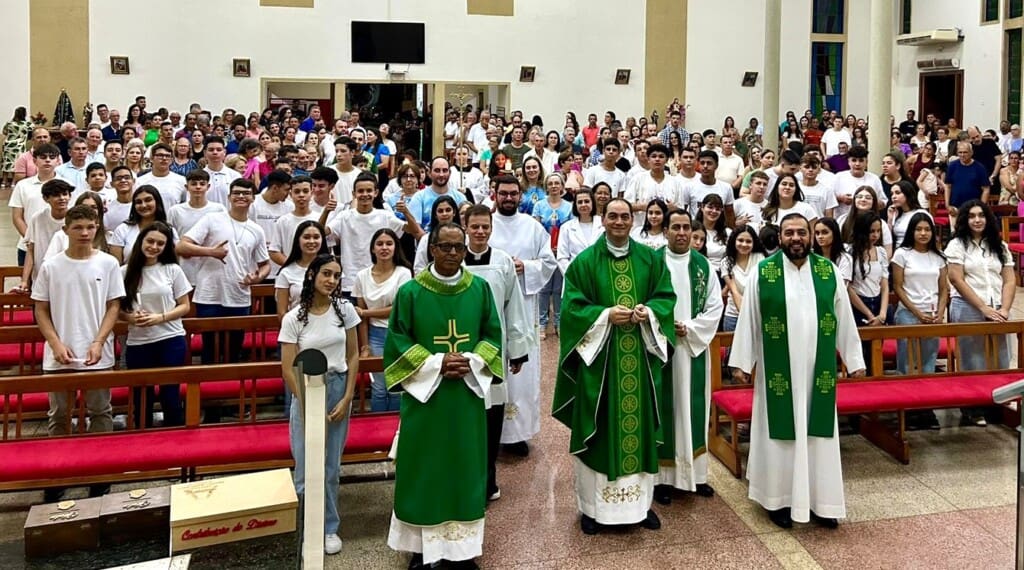 Paróquia da Diocese de Umuarama recebe visita de animação missionária