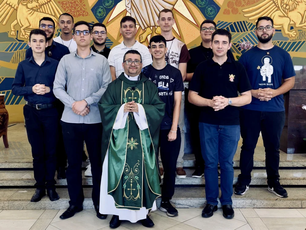 Jovens participam de estágio vocacional no Seminário Propedêutico Bom Pastor