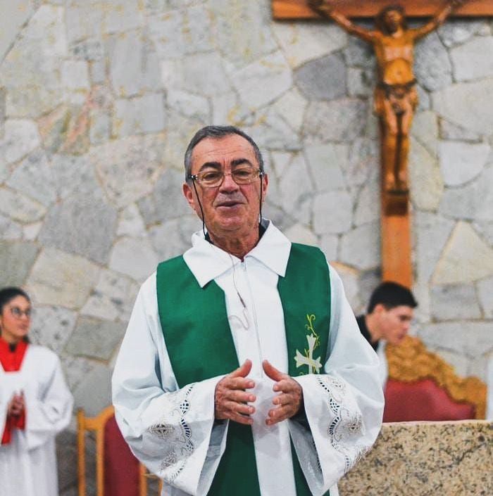 Nota: Padre Antônio Carlos de Souza