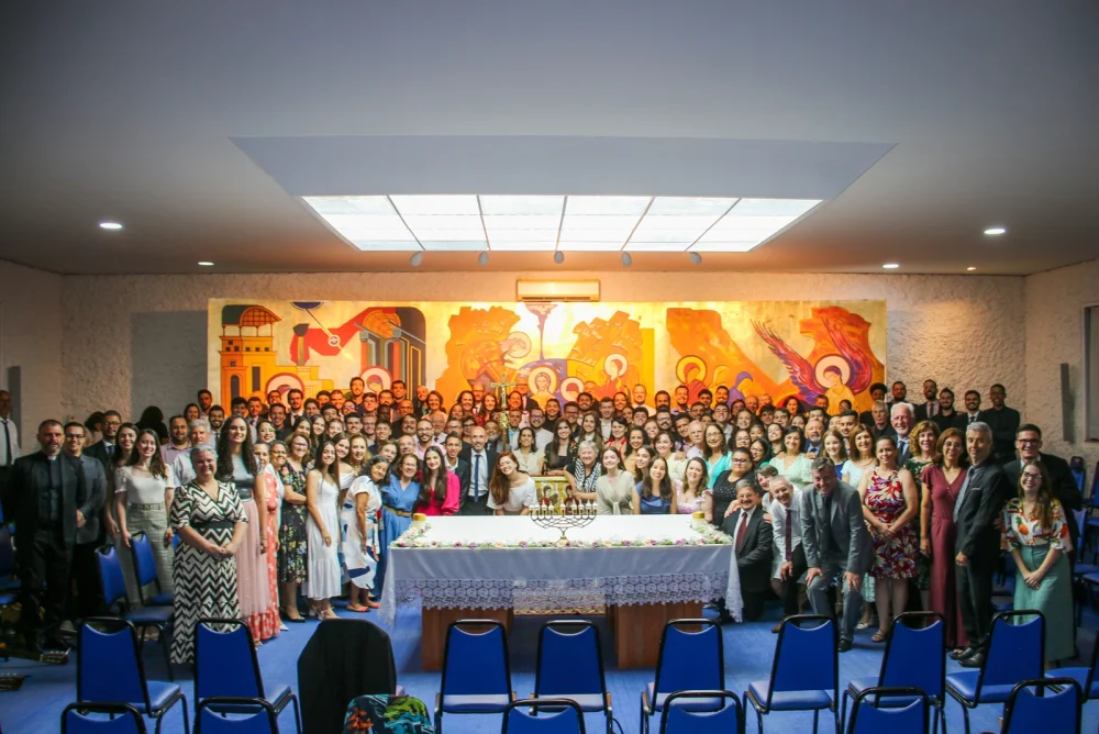 Caminho Neocatecumenal realiza convivência e envio de 133 missionários