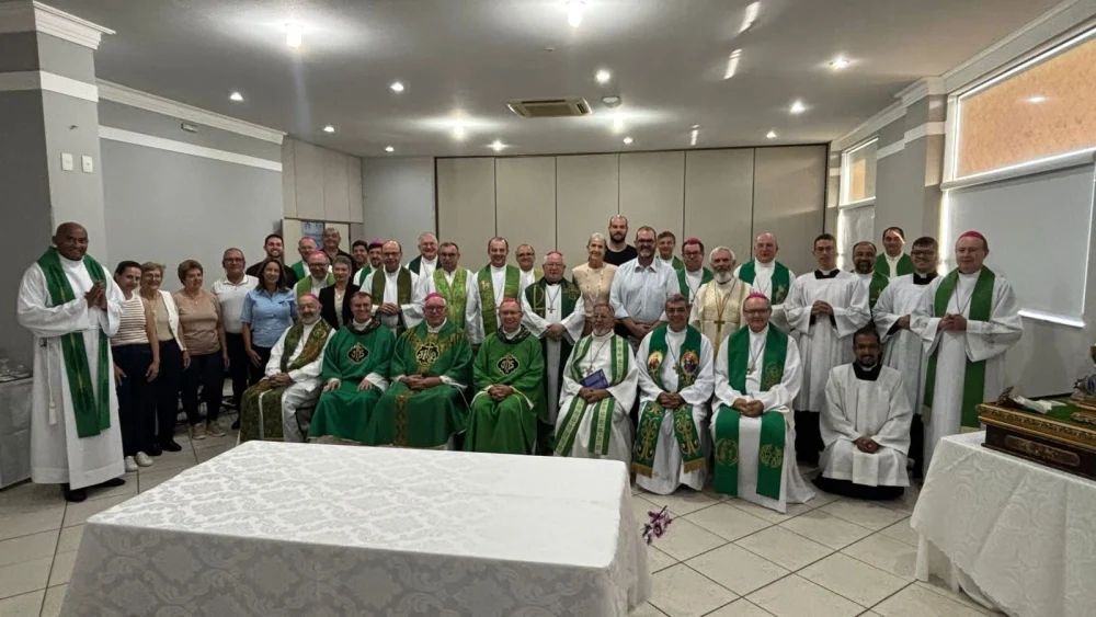 Dom João Mamede participa da Assembleia dos Bispos do Paraná em Arapongas