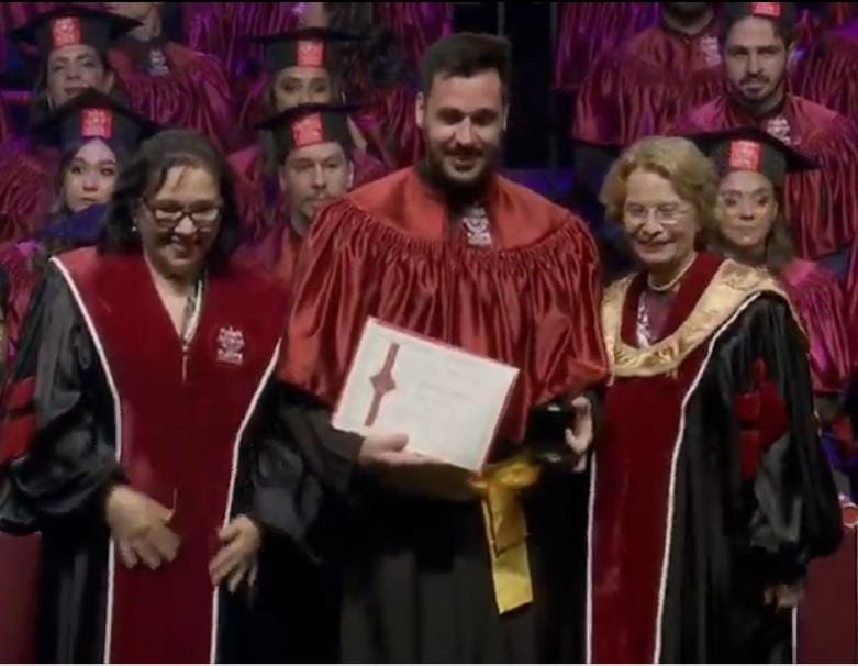 Padre da Diocese recebeu Prêmio Marcelino Champagnat