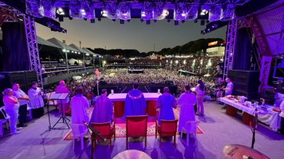 Padre Reginaldo Manzotti preside a Santa Missa e realiza show durante a 50ª Expo Umuarama
