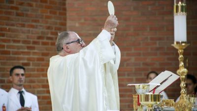 Quinta-feira Santa: Instituição da Eucaristia
