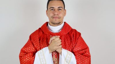 Padre da Diocese é internado com cólica renal