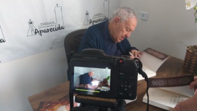 Dom José Maria Maimone lança Livro em Douradina